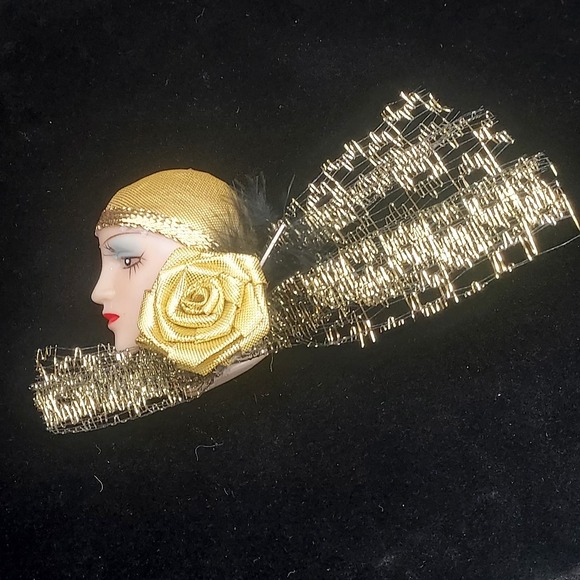 Art Deco Flapper Lady Face Head Brooch Artisan Handcrafted - Picture 1 of 8